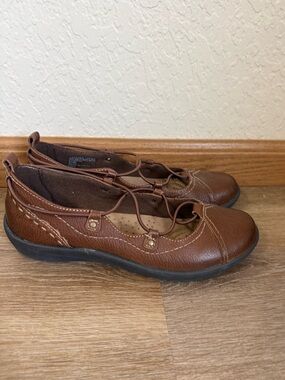 Earth Origins London Womens Leather Slip On Flats Comfort Elastic Brown 7.5